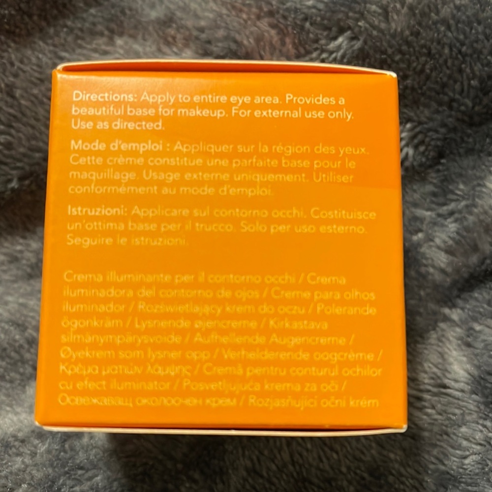 OLEHENRIKSEN BANANA BRIGHT EYE CRÈME - Picture 8 of 9